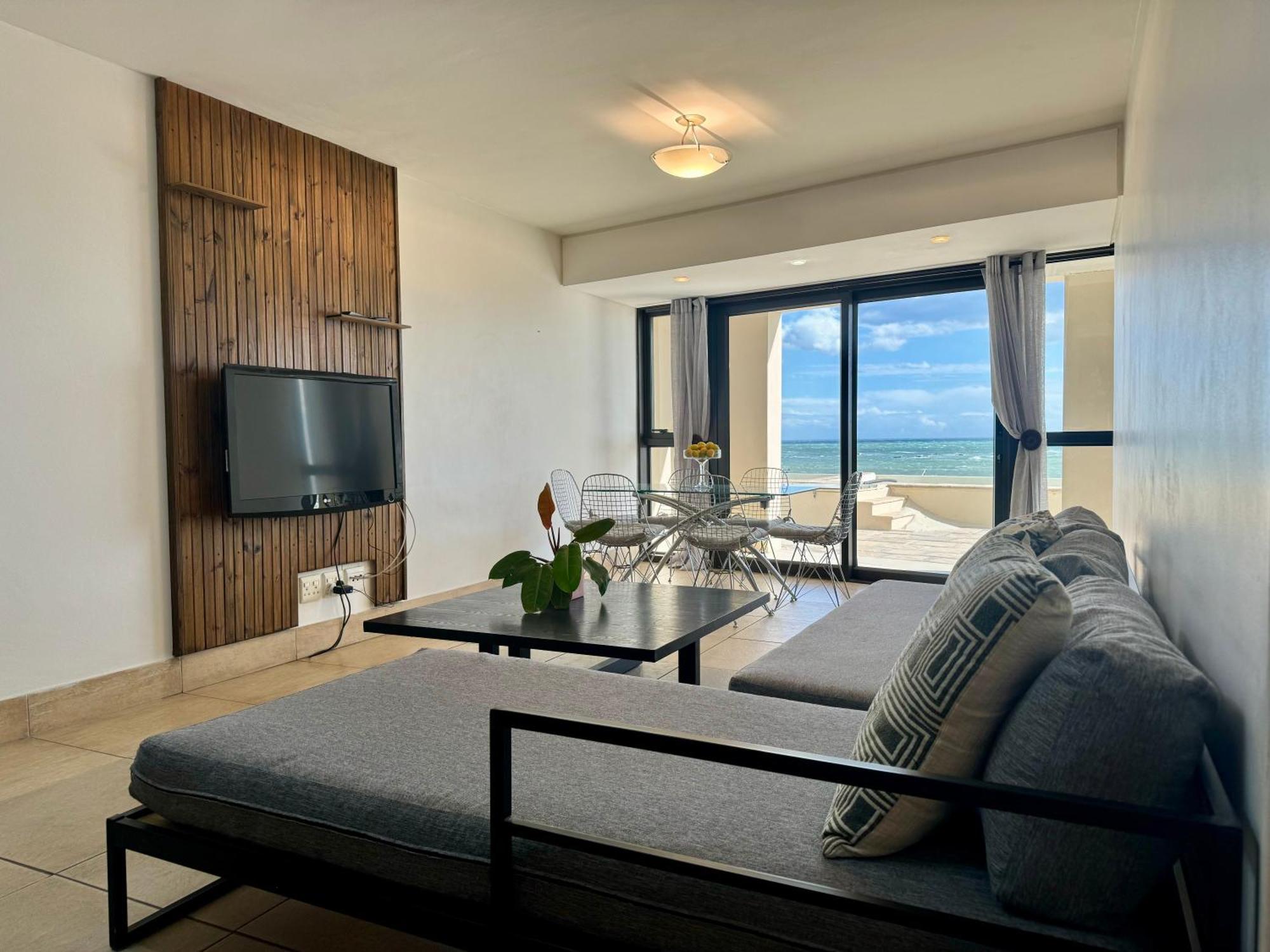 Loddey'S Self Catering Apartments - By Beach Collection Strand Exterior foto